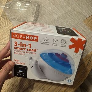 Skip Hop 3-in-1 Smart Snail Sound Machine - Blue and White